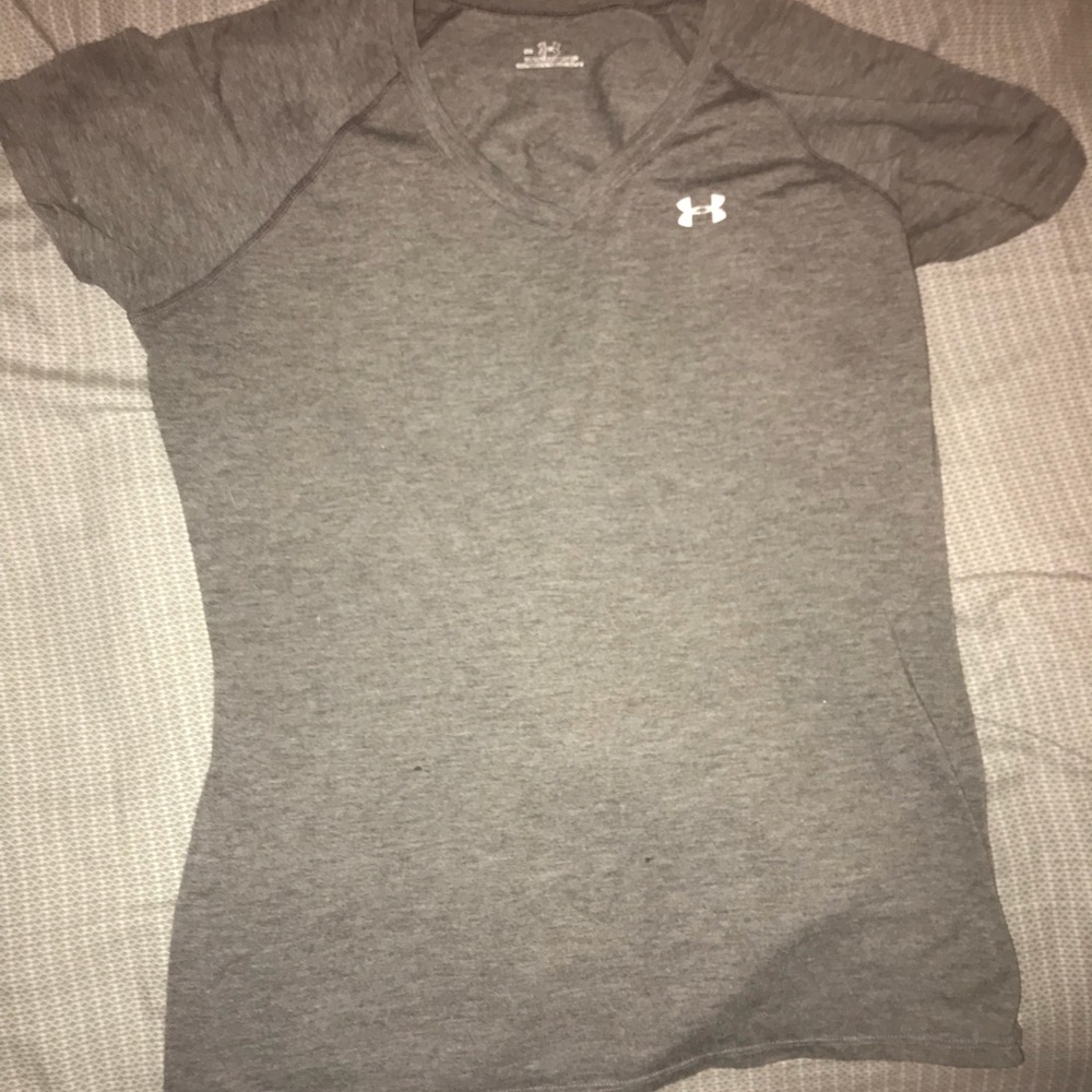 Under armor shirt